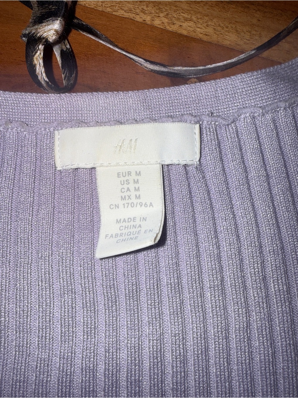 H&M Lilac Ribbed V-Neck Button Cardigan - Picture 2 of 3
